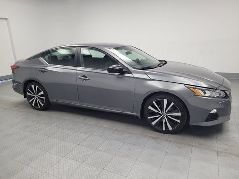 Used 2022 Nissan Altima 2.5 SR image 11