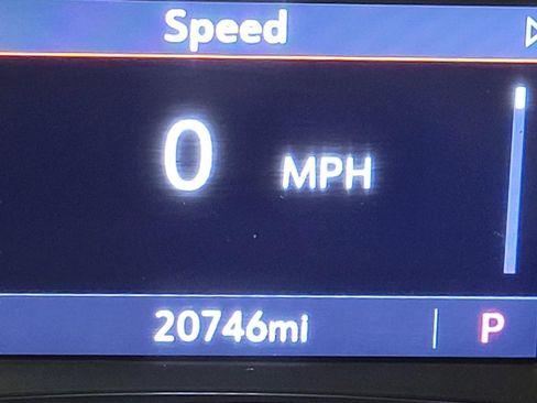 Used 2024 Chevrolet Blazer LT w/ Convenience Package image 2