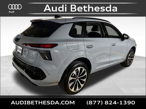New 2026 Audi Q3 quattro 2.0T AWD/4WD image 7