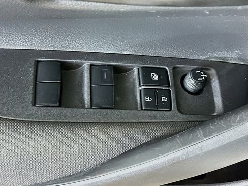 Used 2024 Toyota Corolla LE w/ LE Convenience Package image 15