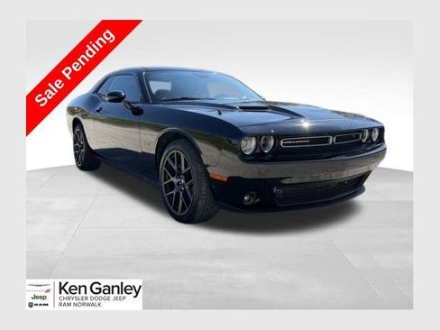 Used 2018 Dodge Challenger R/T w/ Sound Group RWD image 1