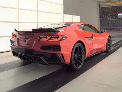 Used 2025 Chevrolet Corvette Z06 image 5