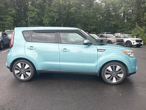 Used 2014 Kia Soul ! w/ Sun & Sound Package FWD image 6