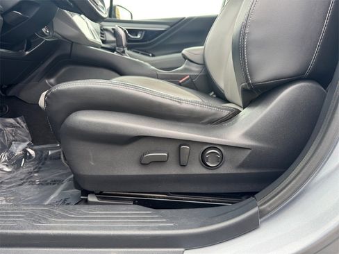 Used 2020 Subaru Outback Limited image 26
