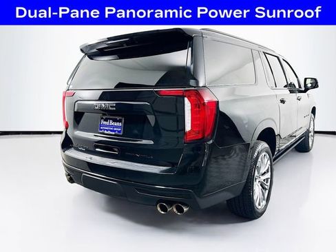 Used 2024 GMC Yukon XL Denali AWD/4WD image 7