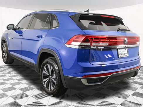 Used 2025 Volkswagen Atlas Cross Sport SE AWD/4WD image 17
