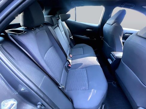 Used 2025 Toyota Corolla SE w/ SE Package FWD image 18