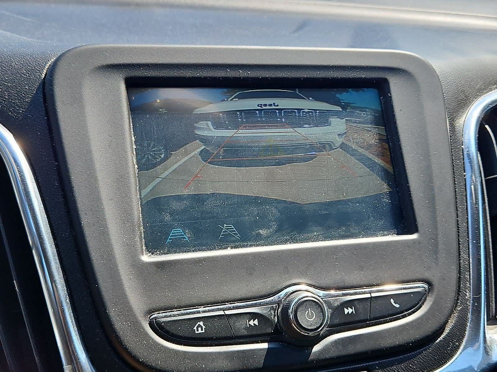 Used 2018 Chevrolet Equinox LT FWD image 27