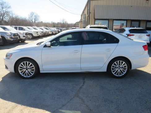 Used 2014 Volkswagen Jetta TDI FWD image 8