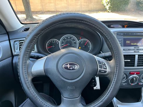 Used 2011 Subaru Impreza 2.5i image 24