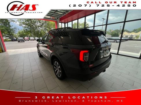 Used 2022 Ford Explorer ST-Line w/ Class IV Trailer Tow Package AWD/4WD image 3