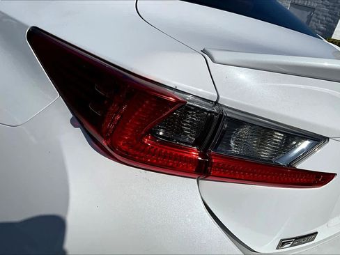 Used 2017 Lexus RC 200t image 28