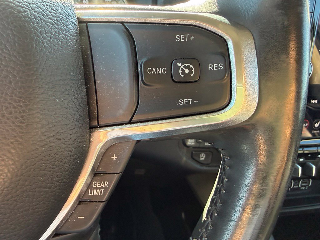 Used 2021 RAM 1500 Laramie AWD/4WD image 17