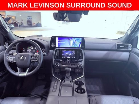 Certified 2024 Lexus LX 600 4WD w/ Interior Upgrade Package image 15