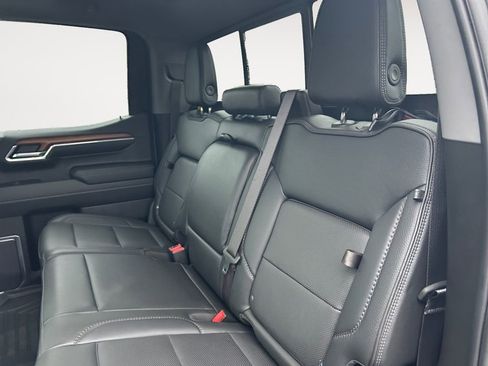 Used 2023 GMC Sierra 1500 Denali w/ Denali Reserve Package AWD/4WD image 11