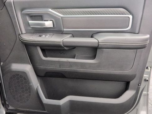 New 2026 RAM 3500 Big Horn AWD/4WD image 32