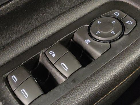 Used 2018 GMC Terrain SLT w/ Preferred Package image 27