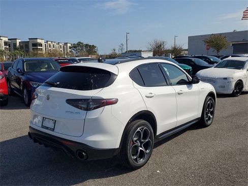 New 2025 Alfa Romeo Stelvio Sprint w/ Veloce Package image 4