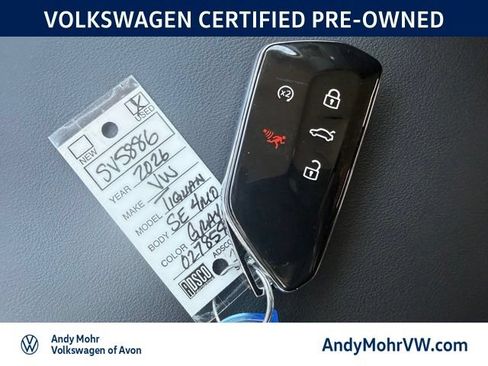 Used 2026 Volkswagen Tiguan SE AWD/4WD image 32