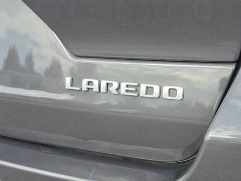 Used 2024 Jeep Grand Cherokee Laredo X w/ Luxury Tech Group I RWD image 17