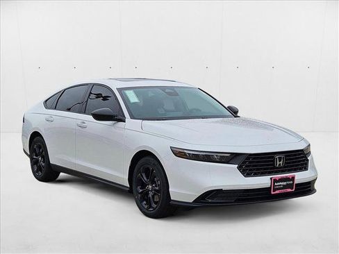 New 2025 Honda Accord SE image 7