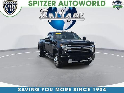 Used 2022 Chevrolet Silverado 3500 High Country w/ Safety Package II AWD/4WD image 3