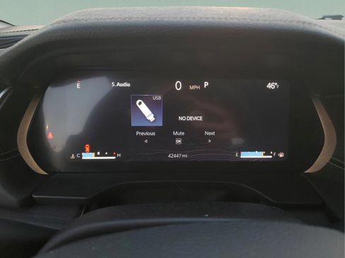 Used 2023 Jeep Grand Cherokee L Limited image 26