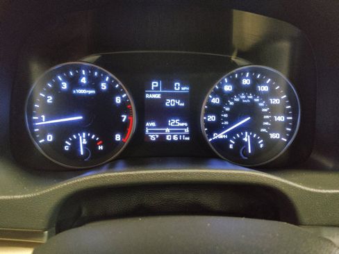 Used 2018 Hyundai Elantra SE FWD image 23