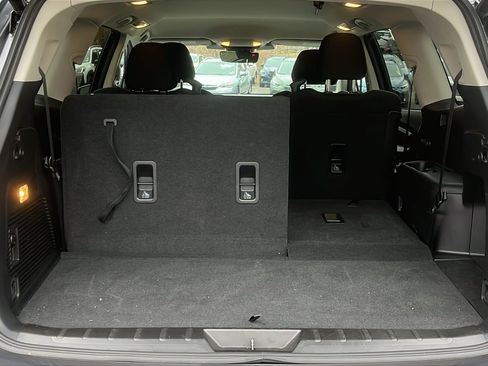 Certified 2024 Subaru Ascent Premium w/ Convenience Package image 25