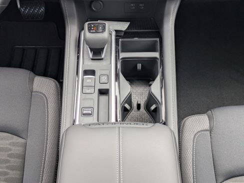 New 2026 Nissan Pathfinder SV image 22