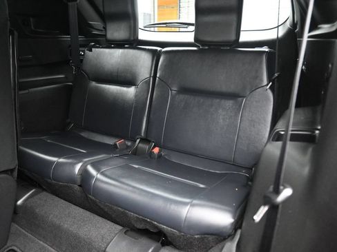 Used 2025 Mitsubishi Outlander AWD image 39