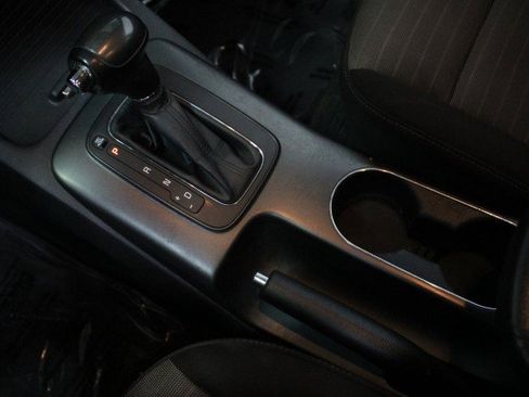 Used 2015 Kia Forte EX image 21