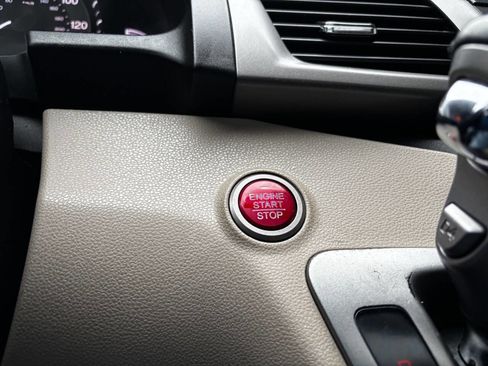 Used 2014 Honda Odyssey Touring image 34