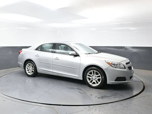 Used 2014 Chevrolet Malibu LT FWD image 3