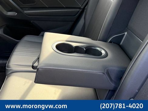 Used 2024 Volkswagen Tiguan SE R-Line AWD/4WD image 24