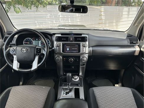 Used 2015 Toyota 4Runner SR5 AWD/4WD image 19
