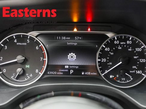 Used 2023 Nissan Rogue SV image 18