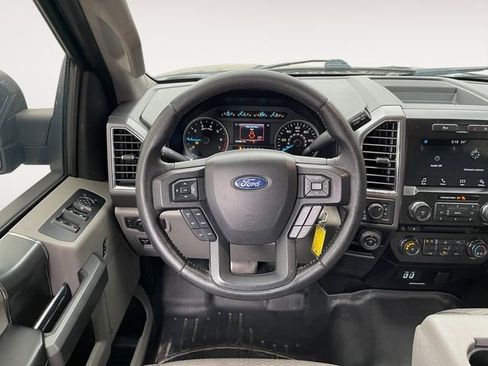 Used 2016 Ford F150 XLT AWD/4WD image 30