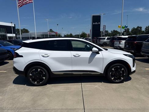 New 2026 Kia Sportage SX AWD/4WD image 9