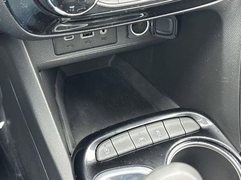 Certified 2023 Buick Encore GX Preferred w/ Cold Weather Comfort Package image 28