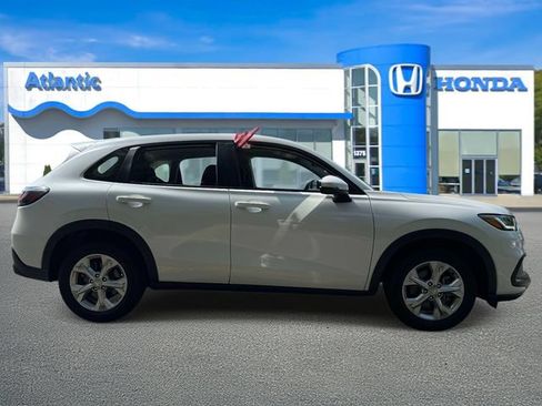 Certified 2023 Honda HR-V LX image 4