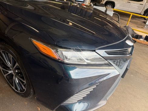 Used 2020 Toyota Camry SE AWD/4WD image 27