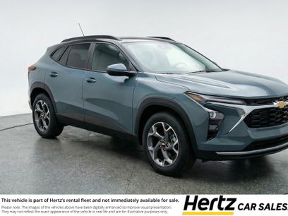 Used 2025 Chevrolet Trax LT w/ LT Convenience Package