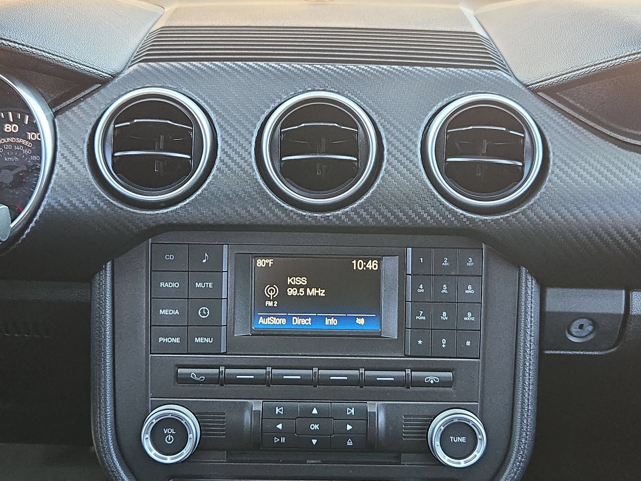 Used 2018 Ford Mustang Coupe RWD image 17