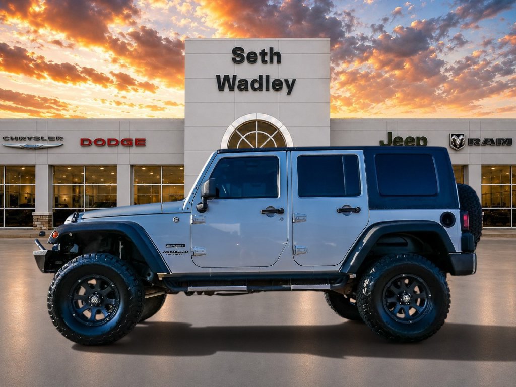 Used 2010 Jeep Wrangler Unlimited Sport AWD/4WD image 4