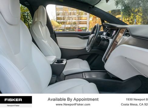 Used 2018 Tesla Model X 100D image 30