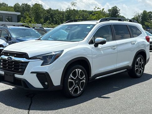 Used 2023 Subaru Ascent Limited w/ Technology Package AWD/4WD image 3