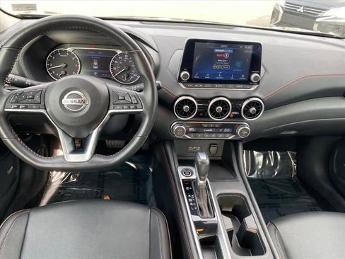 Used 2023 Nissan Sentra SR w/ SR Premium Package image 11