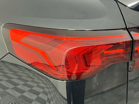 Used 2026 BMW X2 xDrive28i AWD/4WD image 64