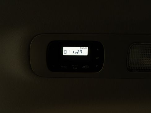 Used 2025 Honda Odyssey Elite image 46